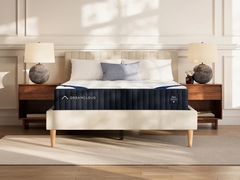 dreamcloud classic memory foam mattress