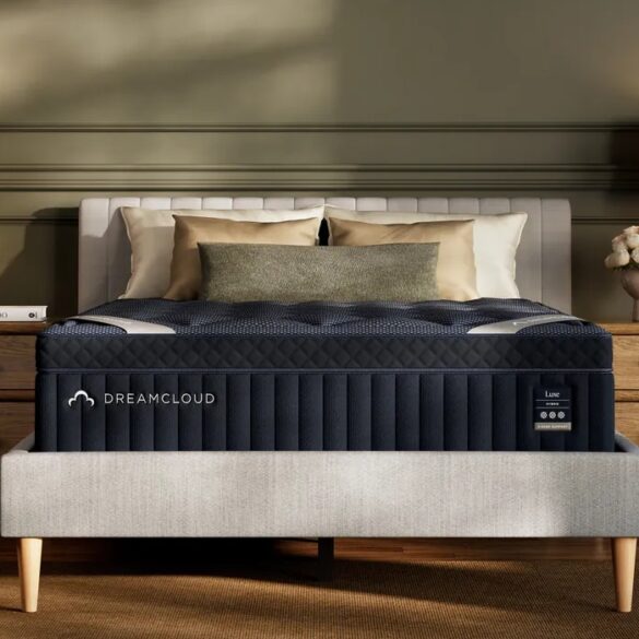 dreamcloud luxe hybrid mattress review