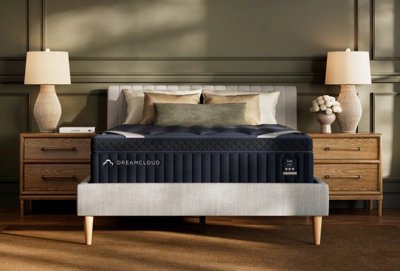 dreamcloud luxe memory foam mattress